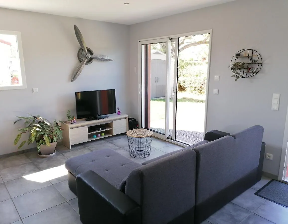 La Petite Maison Ouches Villa