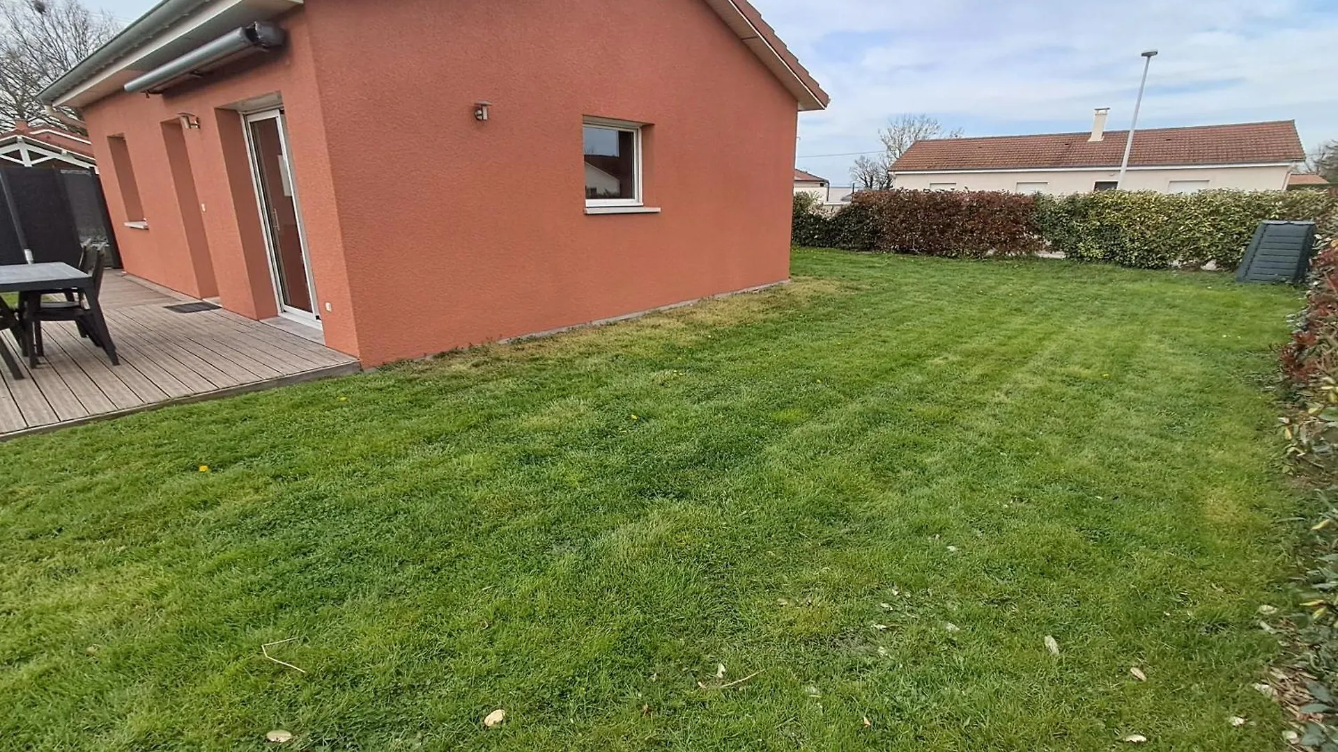 La Petite Maison Ouches 0*,  France